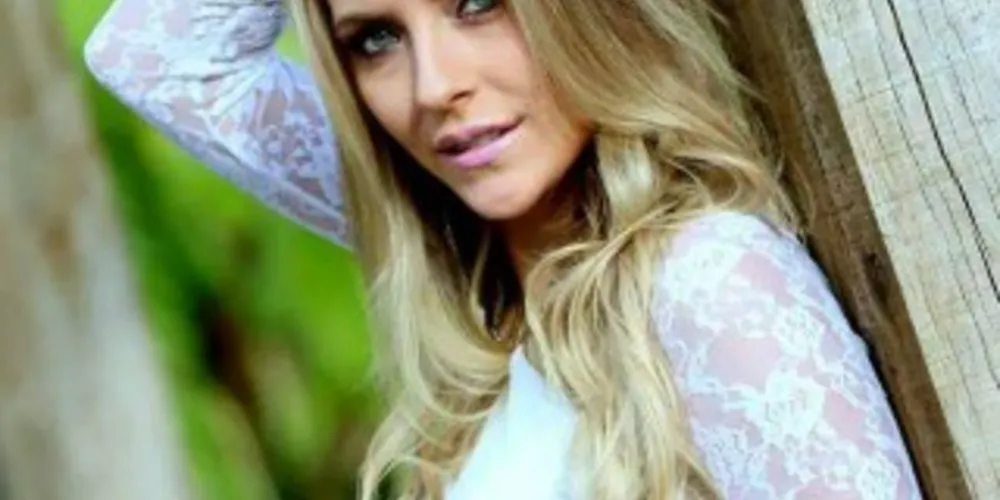 Imagem ilustrativa da imagem Miss Paraná 2014 recebe elogios na rede social
