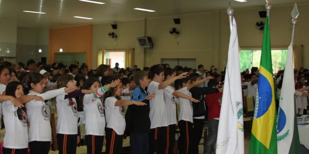 Imagem ilustrativa da imagem Proerd forma 350 alunos em Irati nesta quinta-feira