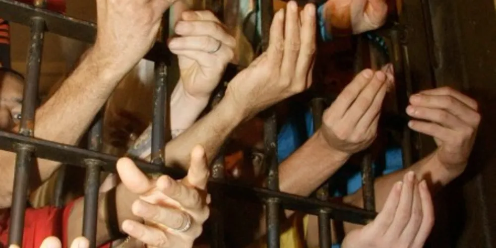 Imagem ilustrativa da imagem Remoção de presos não minimiza superlotação