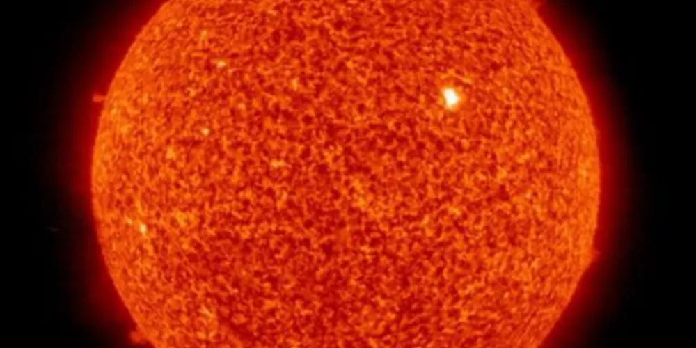 Imagem ilustrativa da imagem Tempestade solar deve gerar interferências na Terra