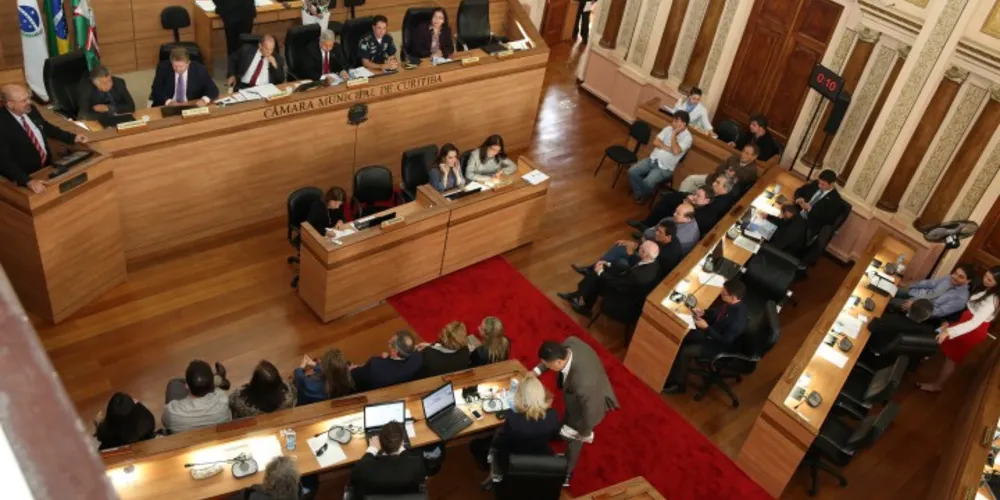 Imagem ilustrativa da imagem Prefeitura anuncia casamento gay e vereadores protestam
