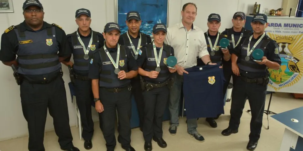 Imagem ilustrativa da imagem Guardas municipais de PG vencem prova  na Meia Maratona