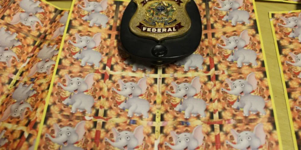 Imagem ilustrativa da imagem Polícia Federal prende traficante com 10 mil micropontos de LSD
