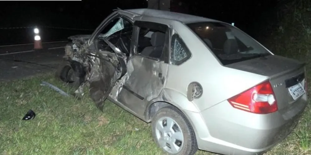 Imagem ilustrativa da imagem Acidente entre três veículos deixa três mortos na BR-277