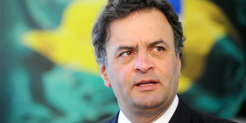Imagem ilustrativa da imagem Caso eleito, Aécio promete investigar denúncias de corrupção na Petrobras