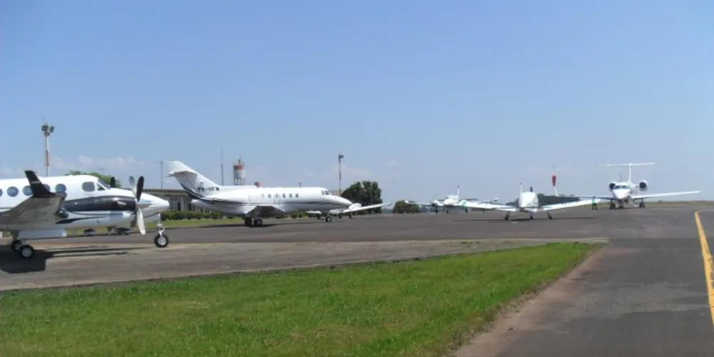Imagem ilustrativa da imagem Aeroporto de Guarapuava tem semana movimentada