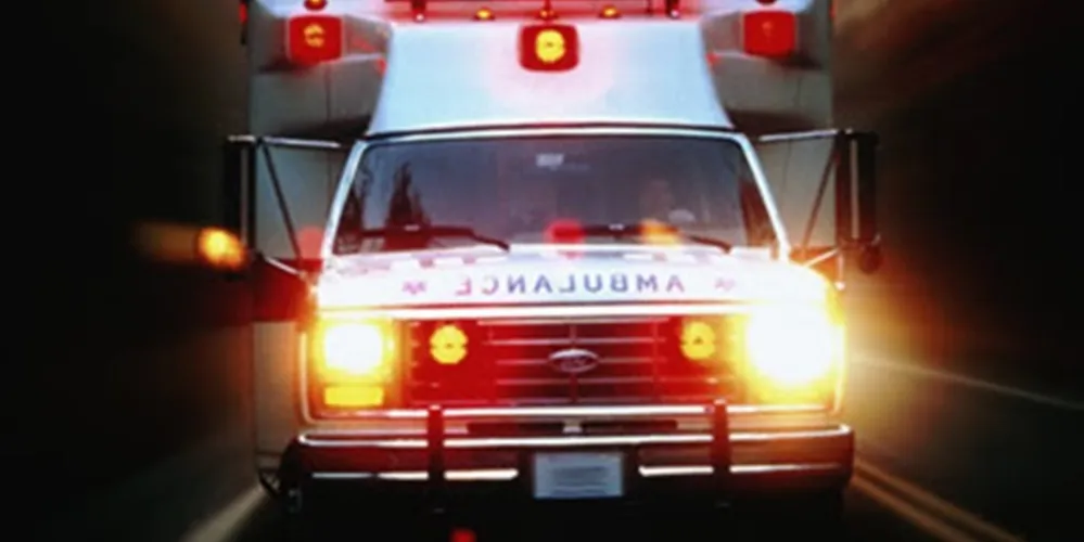 Imagem ilustrativa da imagem Paciente rouba ambulância para conseguir fugir de hospital
