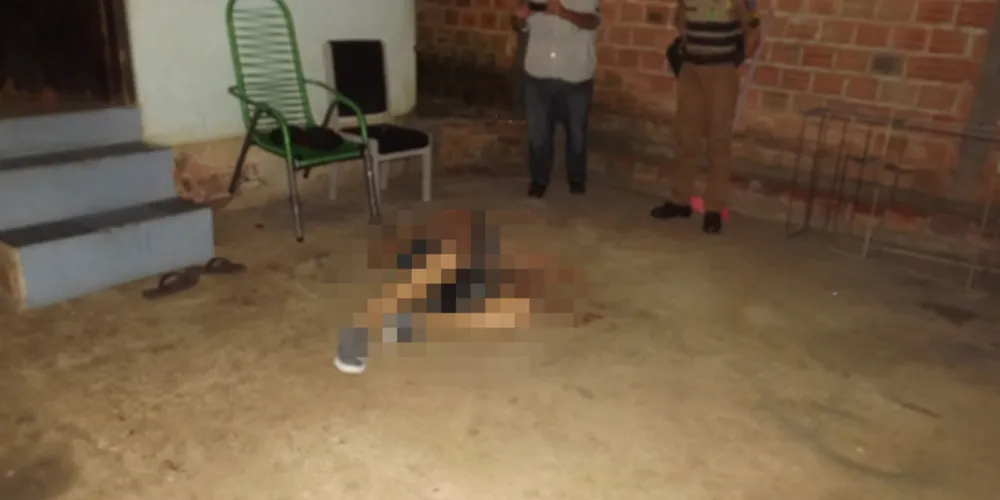 Imagem ilustrativa da imagem Jovem é morto a tiros na porta de casa em Telêmaco