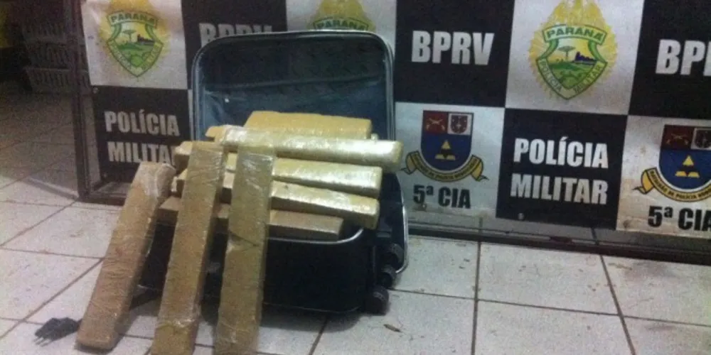Imagem ilustrativa da imagem PRE apreende 45 kg de maconha em Guarapuava