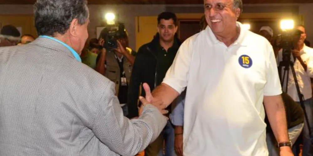 Imagem ilustrativa da imagem Luiz Fernando Pezão é reeleito governador do Rio de Janeiro