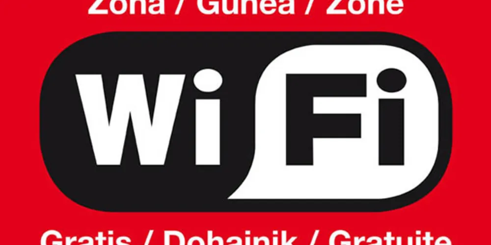 Imagem ilustrativa da imagem Internautas não leem contrato e trocam filhos por wi-fi grátis