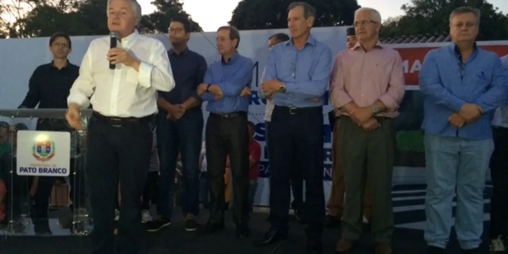 Imagem ilustrativa da imagem Rossoni elogia região Sudoeste do Paraná em evento