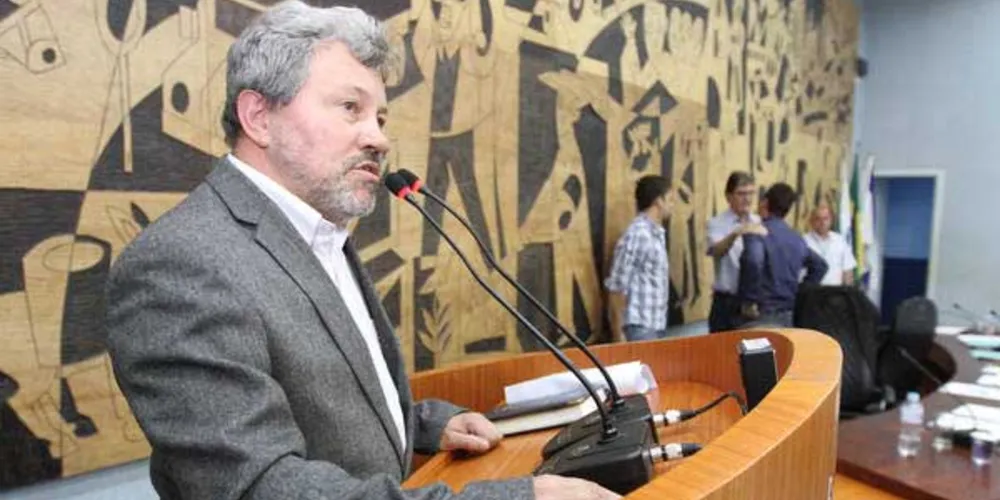 Imagem ilustrativa da imagem Prefeitura atrasa repasse de R$ 2,6 milhões a entidades