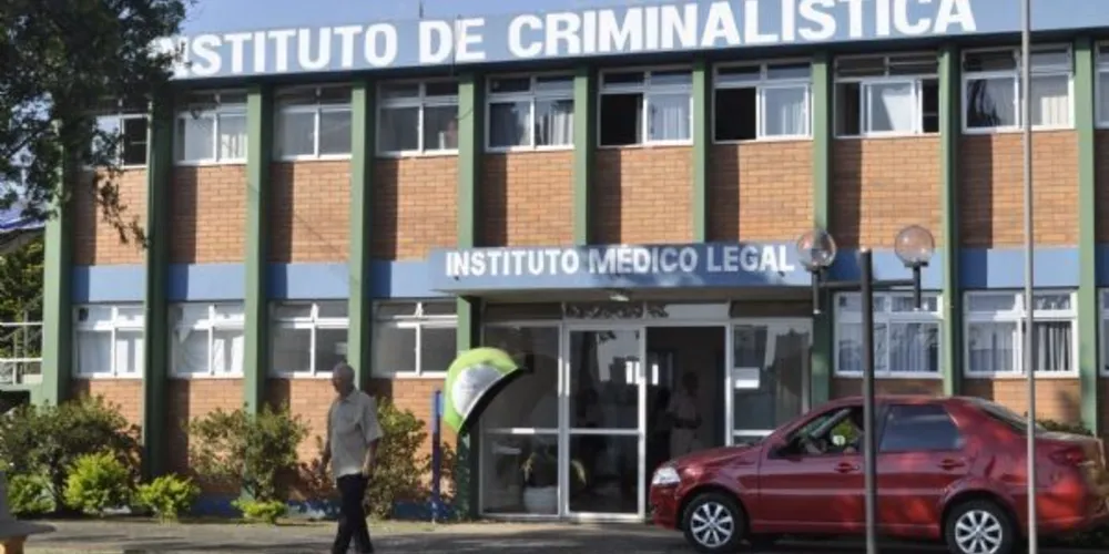 Imagem ilustrativa da imagem Acidentes em trecho urbano da BR 277 causam duas mortes