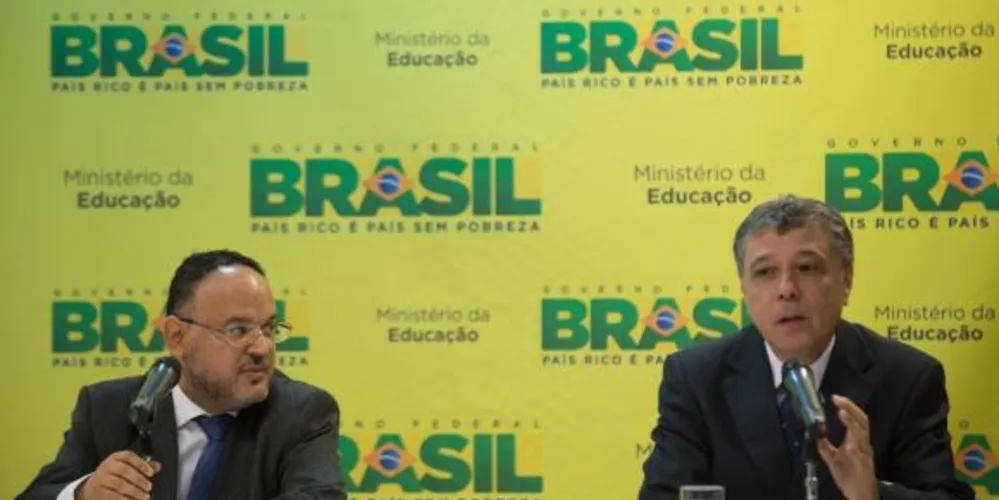 Imagem ilustrativa da imagem Gabaritos do Enem serão divulgados até quarta-feira