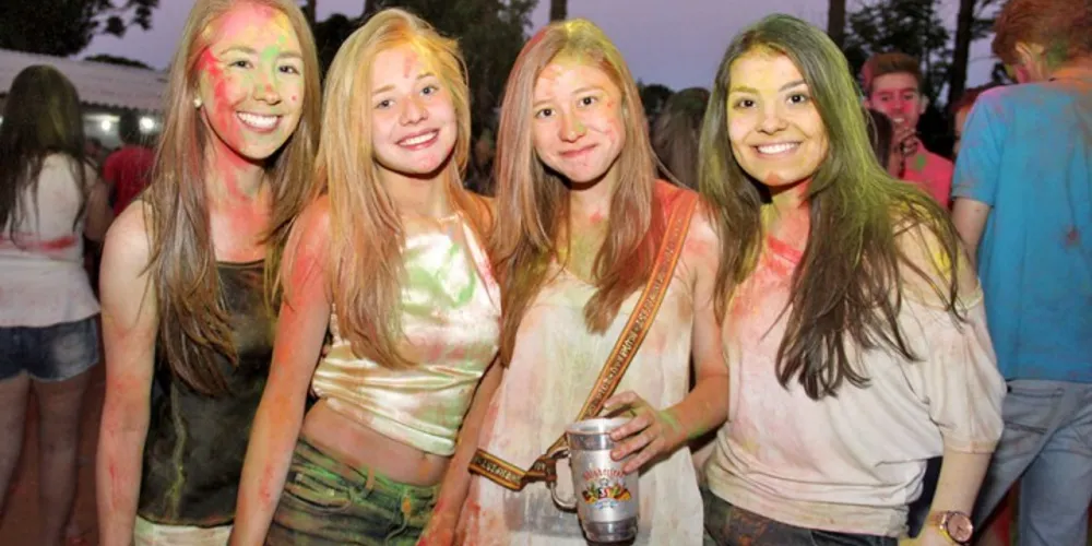 Imagem ilustrativa da imagem Veja como foi a festa Explosão de Cores no Thribus Campestre!