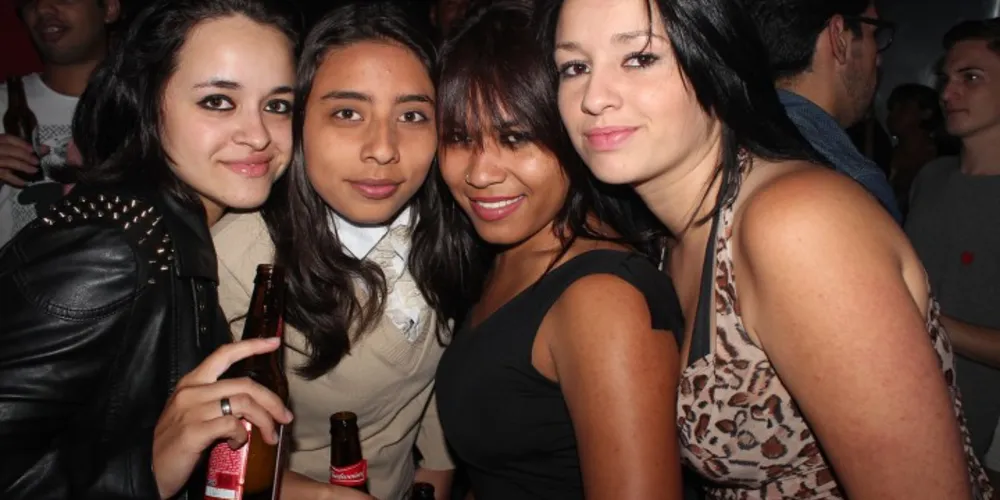 Imagem ilustrativa da imagem Confira as fotos da festa de sábado no Deck!