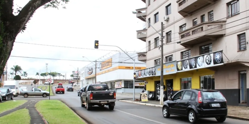 Imagem ilustrativa da imagem Prefeitura instala novos semáforos em Guarapuava
