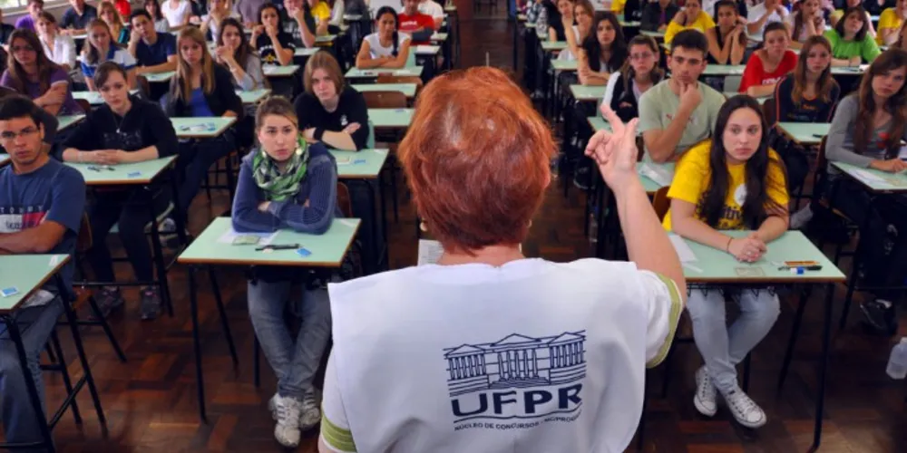 Imagem ilustrativa da imagem Segunda fase da UFPR tem 5,7% de ausentes no 1º dia