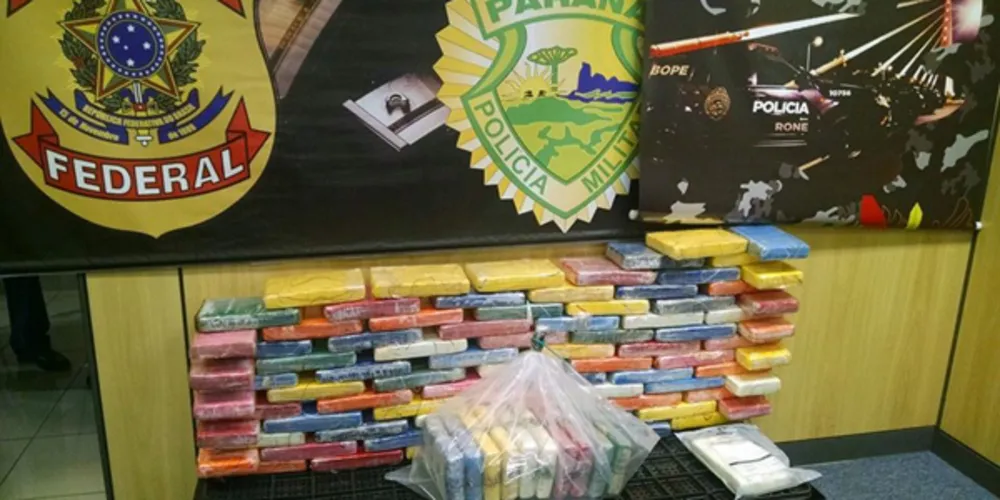 Imagem ilustrativa da imagem Força Tarefa prende quatro pessoas com 102 kg de cocaína