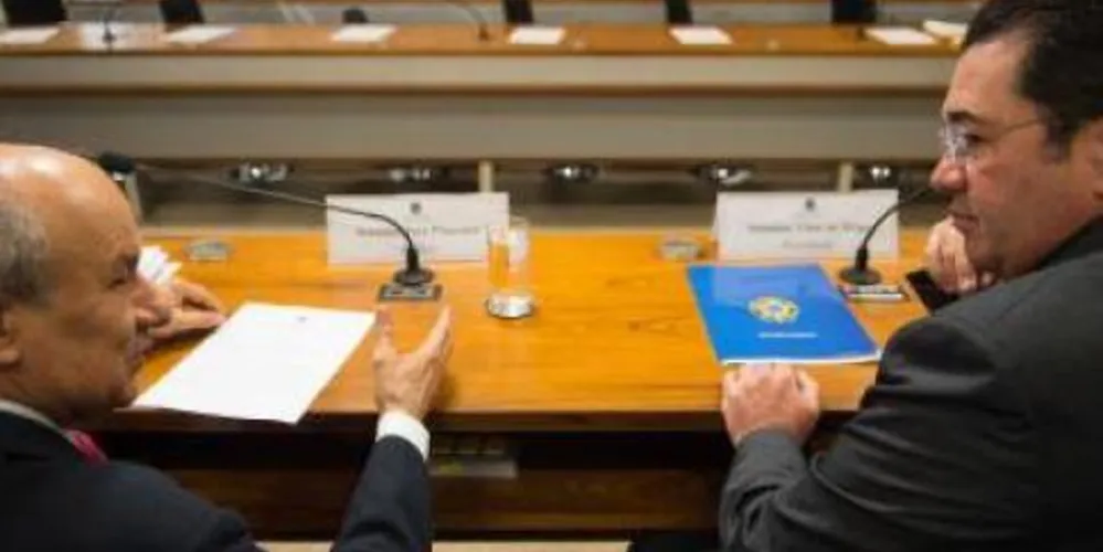 Imagem ilustrativa da imagem Senado prorroga CPI da Petrobras por um mês