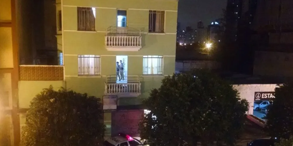 Imagem ilustrativa da imagem Homem invade hotel em Curitiba e mata hóspede