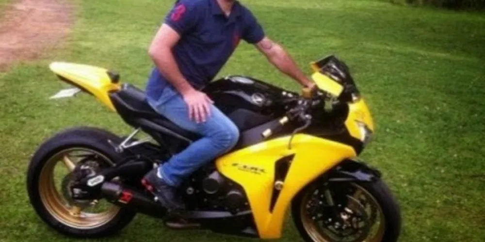 Imagem ilustrativa da imagem Jovem morre após cair de moto em Guarapuava