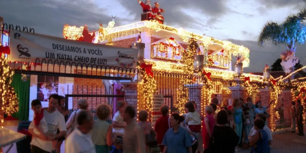 Imagem ilustrativa da imagem Saiba como evitar problemas ao instalar a decoração de Natal
