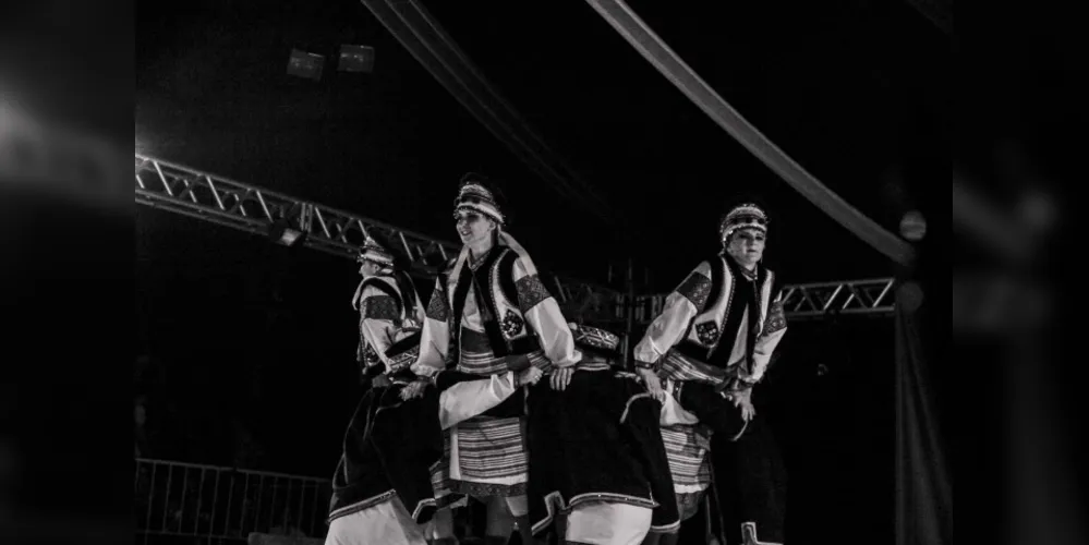 Imagem ilustrativa da imagem Festival de Dança Ucraniana encanta público em Irati