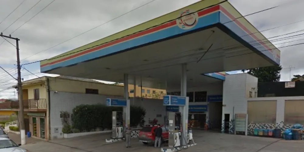 Imagem ilustrativa da imagem Rapaz armado assalta loja de conveniência em Jaguariaíva