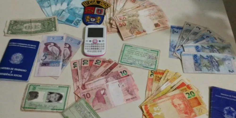 Imagem ilustrativa da imagem PM prende suspeitos de roubo e cárcere privado