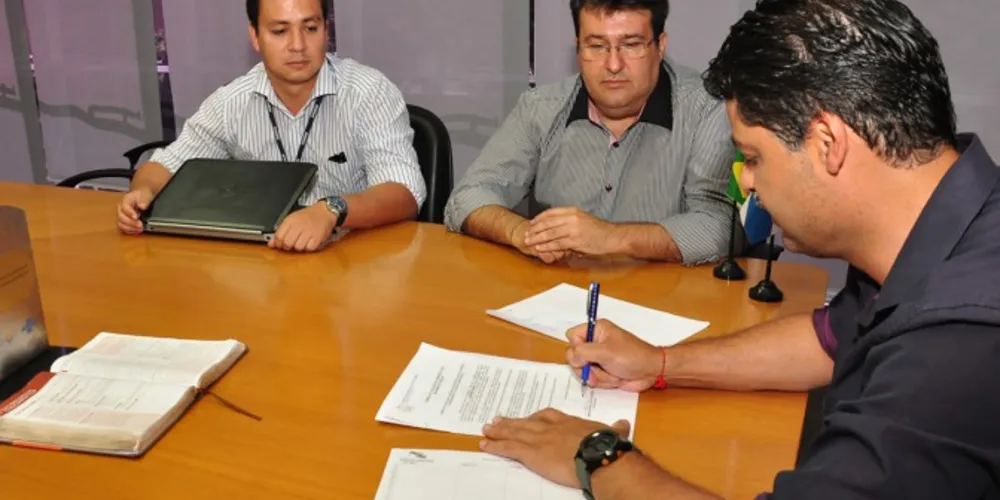 Imagem ilustrativa da imagem Redesim facilita abertura de empresas em Ponta Grossa