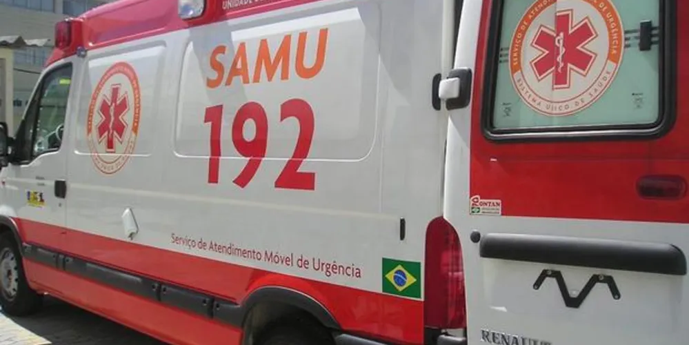 Imagem ilustrativa da imagem Pai morre e filho fica preso nas ferragens em batida