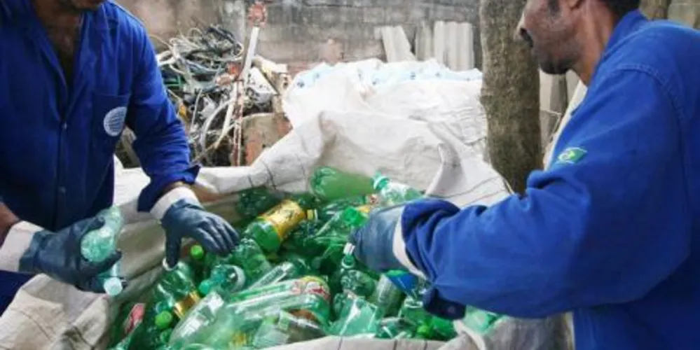 Imagem ilustrativa da imagem Governo ampliará auxílio a catadores e moradores de rua