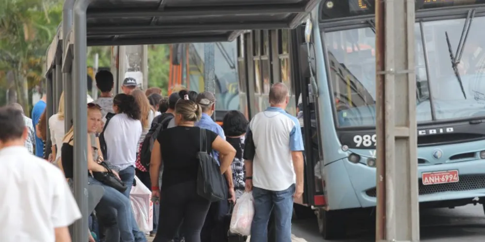 Imagem ilustrativa da imagem Tarifa do transporte público deve ir para R$ 2,90