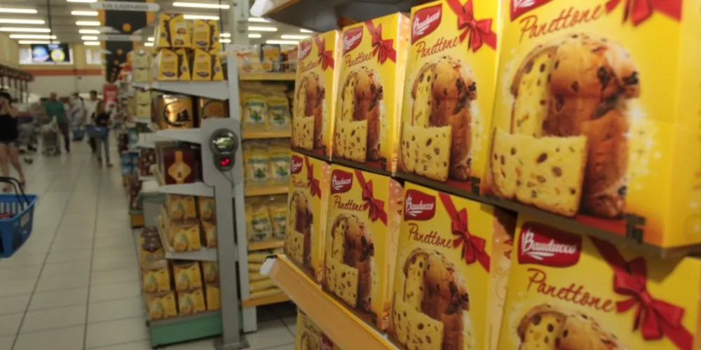 Imagem ilustrativa da imagem Preços de produtos de Natal variam até 110% em PG