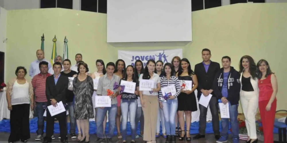 Imagem ilustrativa da imagem Piraí do Sul forma alunos no Jovens Aprendizes