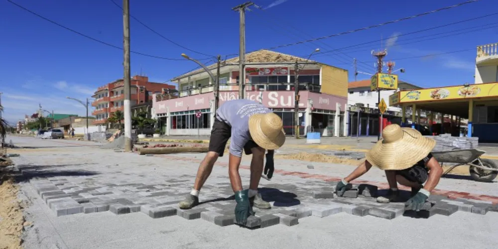 Imagem ilustrativa da imagem Estado investe na revitalização e reformas e no Litoral