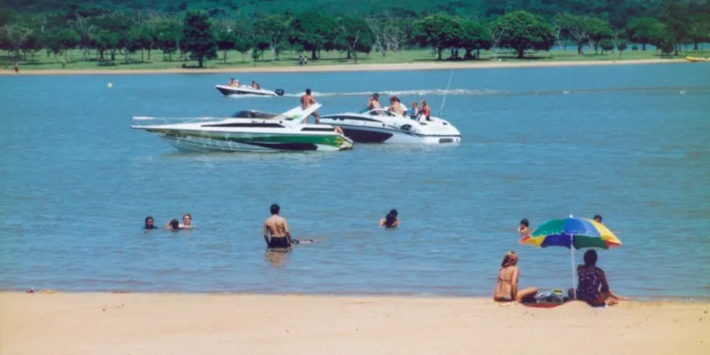 Imagem ilustrativa da imagem 'Prainhas artificiais' no interior estão próprias para banho