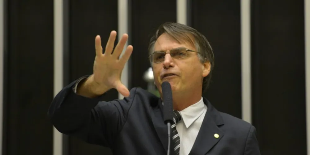 Imagem ilustrativa da imagem PGR denuncia Bolsonaro por incitação ao estupro