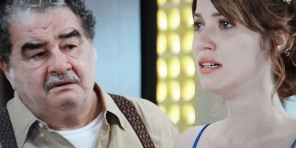 Imagem ilustrativa da imagem Vicente decide contar a Laura o que sabe sobre sua mãe