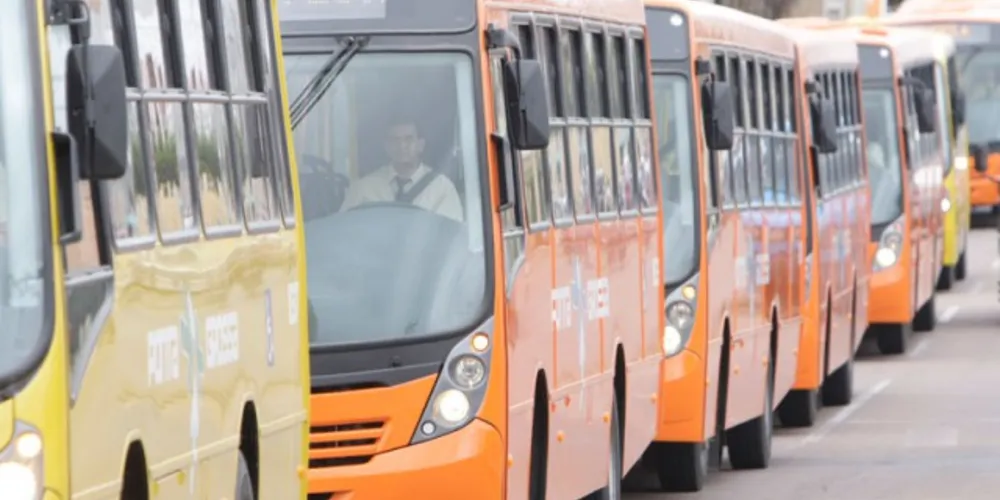 Imagem ilustrativa da imagem Ônibus vai a R$ 2,85 a partir do dia 5 de janeiro