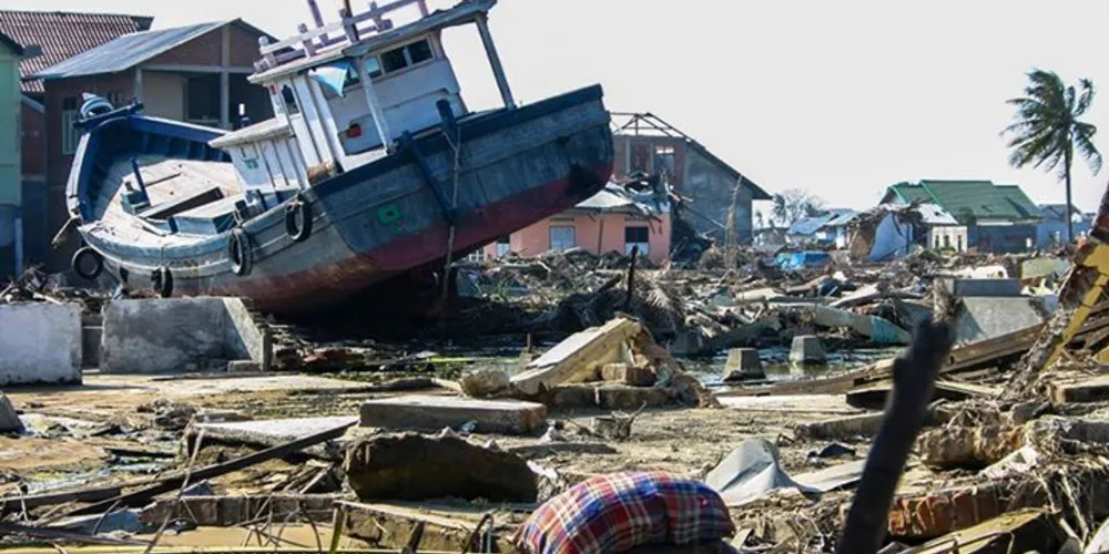 Imagem ilustrativa da imagem Homenagens marcam dez anos do tsunami que afetou a Ásia