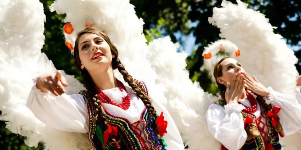 Imagem ilustrativa da imagem Grupo polonês encena Natal no Parque Histórico