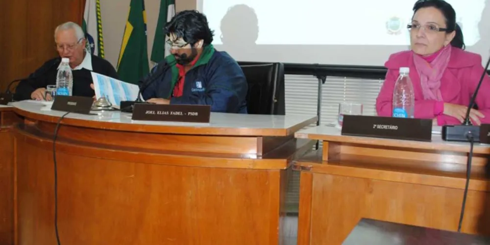 Imagem ilustrativa da imagem Câmara de vereadores de Castro tem nova diretoria