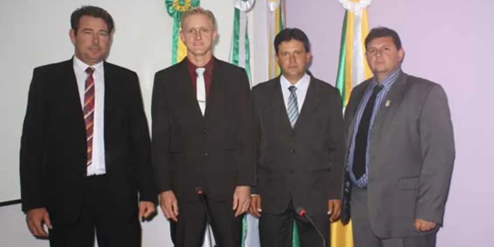 Imagem ilustrativa da imagem Câmara de Ipiranga elege 1ª direção com voto aberto