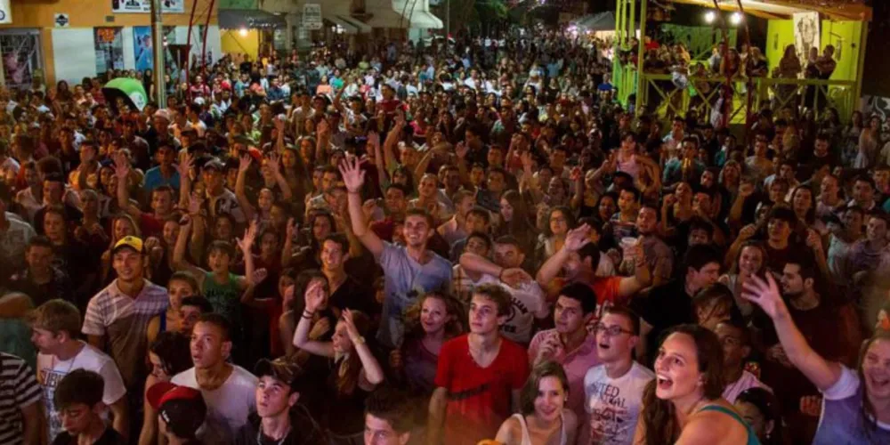 Imagem ilustrativa da imagem Carnaval de rua de Irati promete agitar foliões