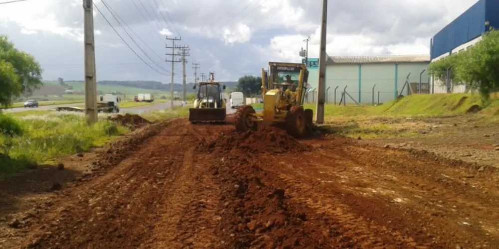 Imagem ilustrativa da imagem Começam obras de terraplanagem no Distrito Industrial Atalaia