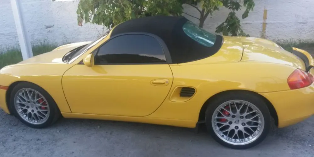 Imagem ilustrativa da imagem PM apreende Porsche de empresário de PG