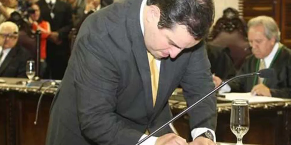 Imagem ilustrativa da imagem Bonilha assume presidência do Tribunal de Contas